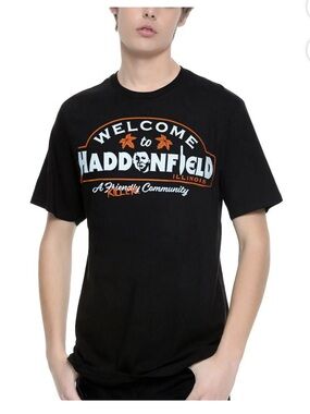 JOHN CARPENTERS Halloween classic welcome to Haddonfield t-shirt size large